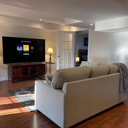 Cozy Lovely Ravine Facing Suite. Mississauga Esterno foto