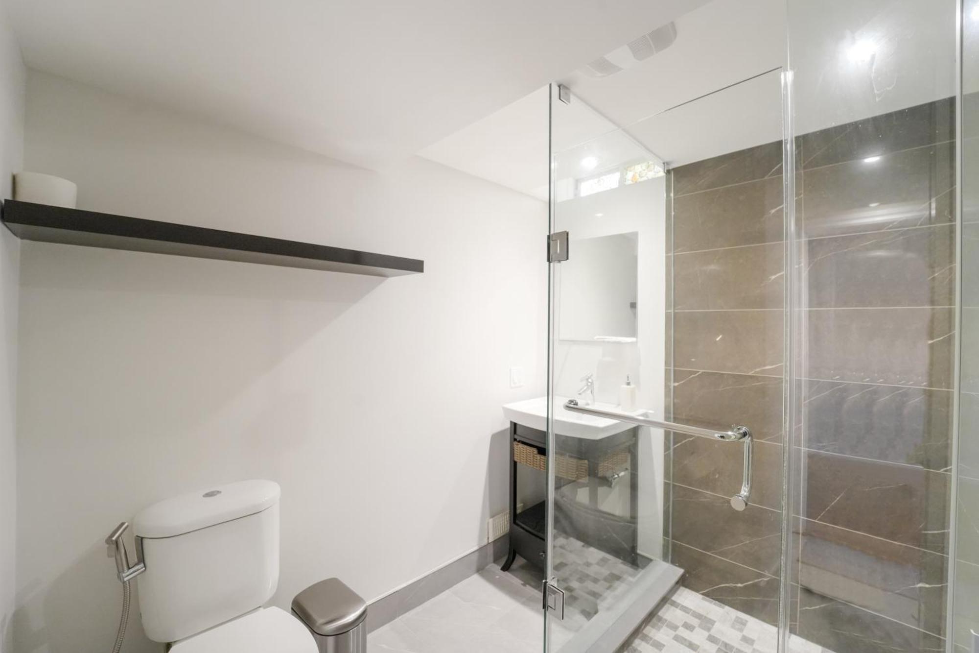 Cozy Lovely Ravine Facing Suite. Mississauga Esterno foto