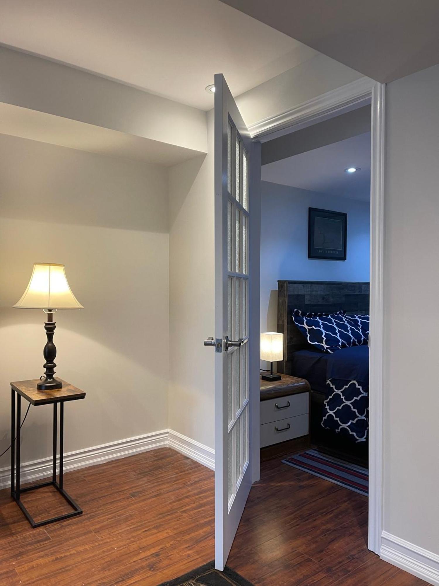 Cozy Lovely Ravine Facing Suite. Mississauga Esterno foto
